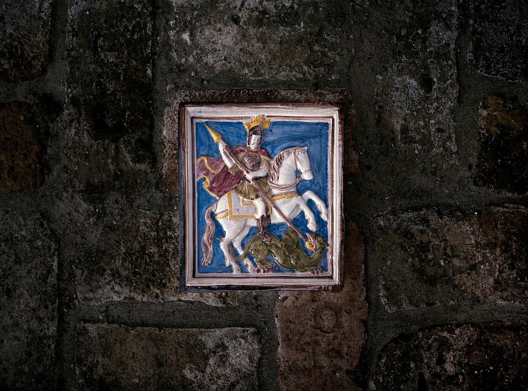 Examples of Medio Corazon in Demon Slayer